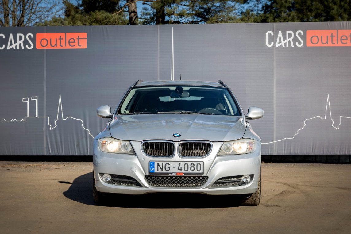 BMW 320