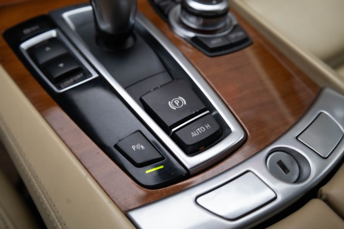 BMW 740