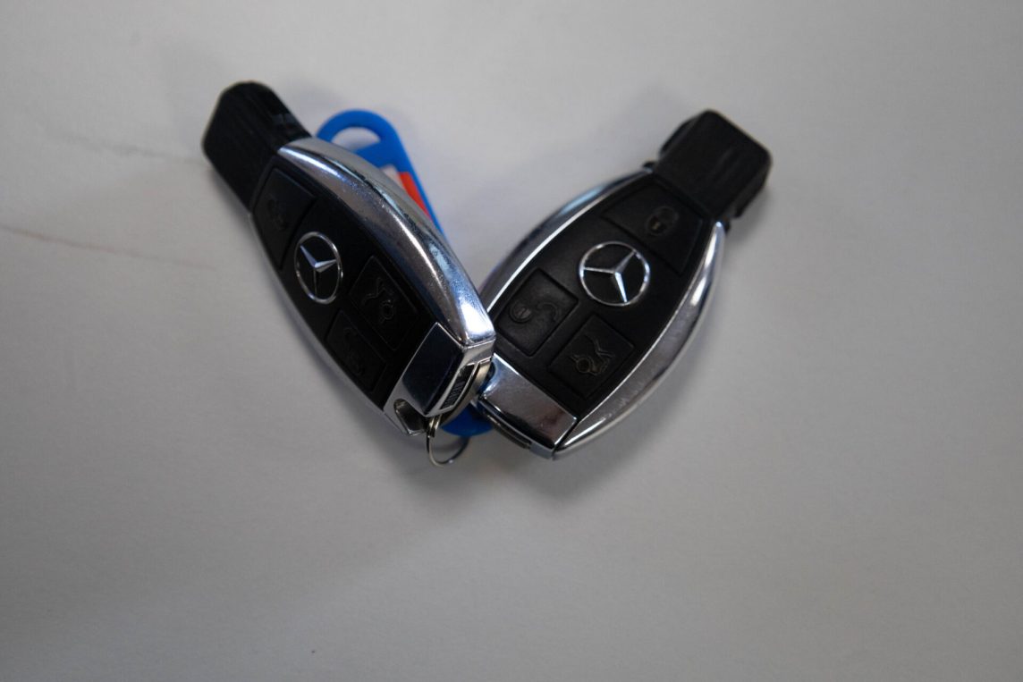MERCEDES BENZ C 220 D
