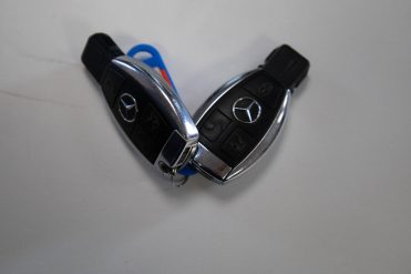 MERCEDES BENZ C 220 D