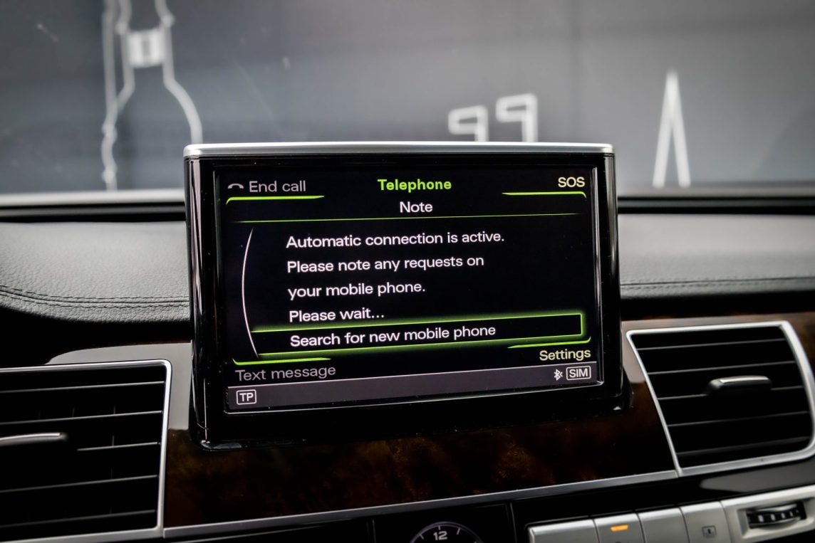 AUDI A8