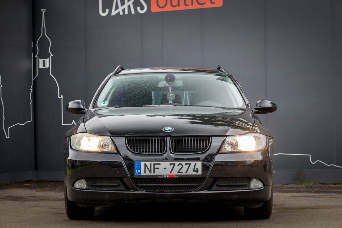 BMW 320