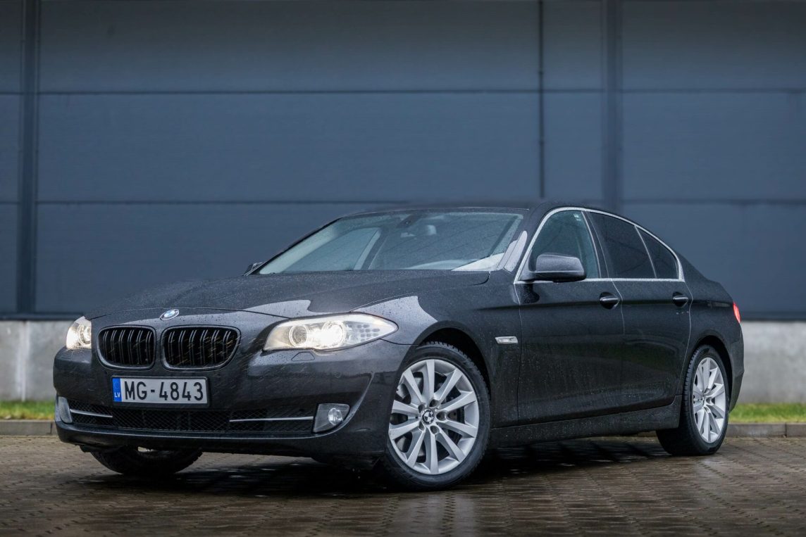 BMW 525