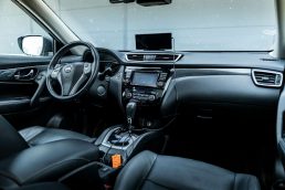 NISSAN X TRAIL