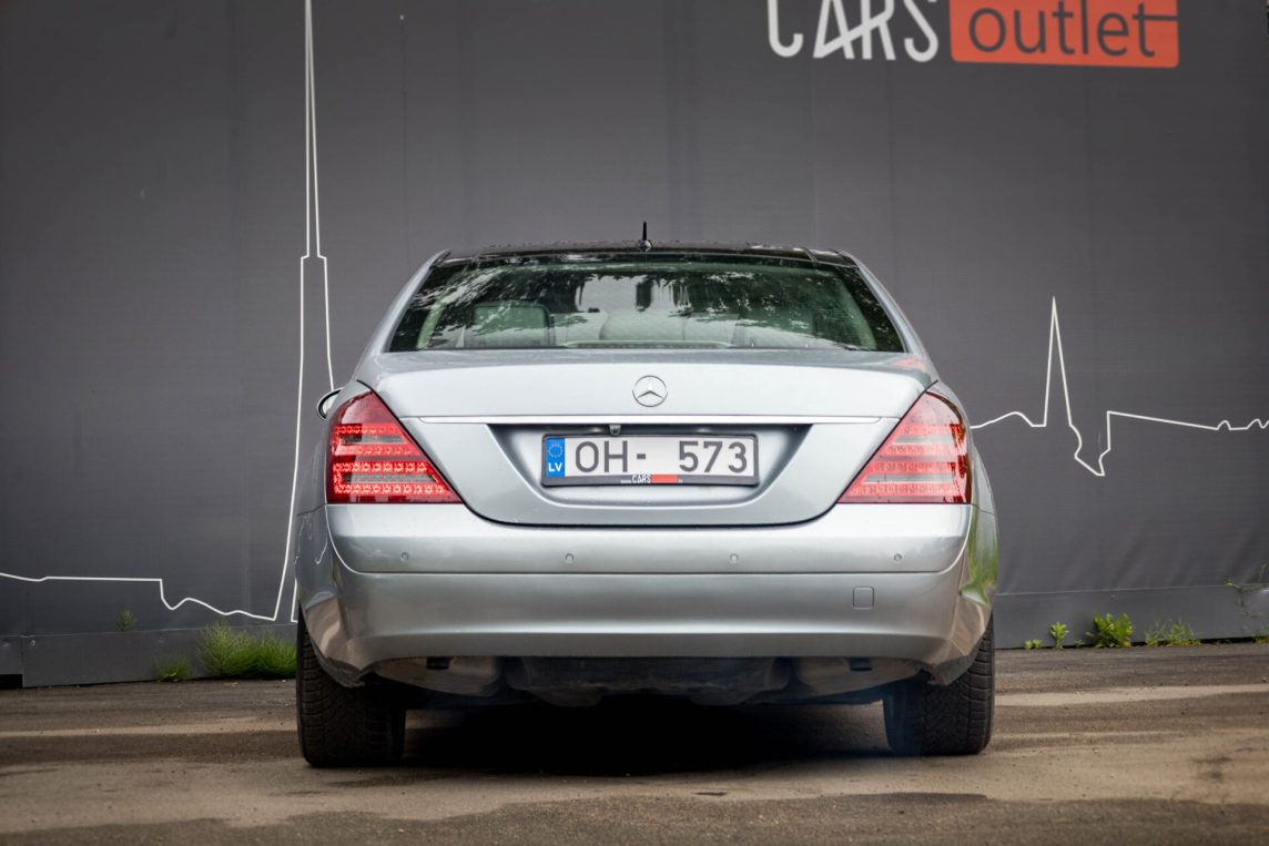 MERCEDES BENZ S320