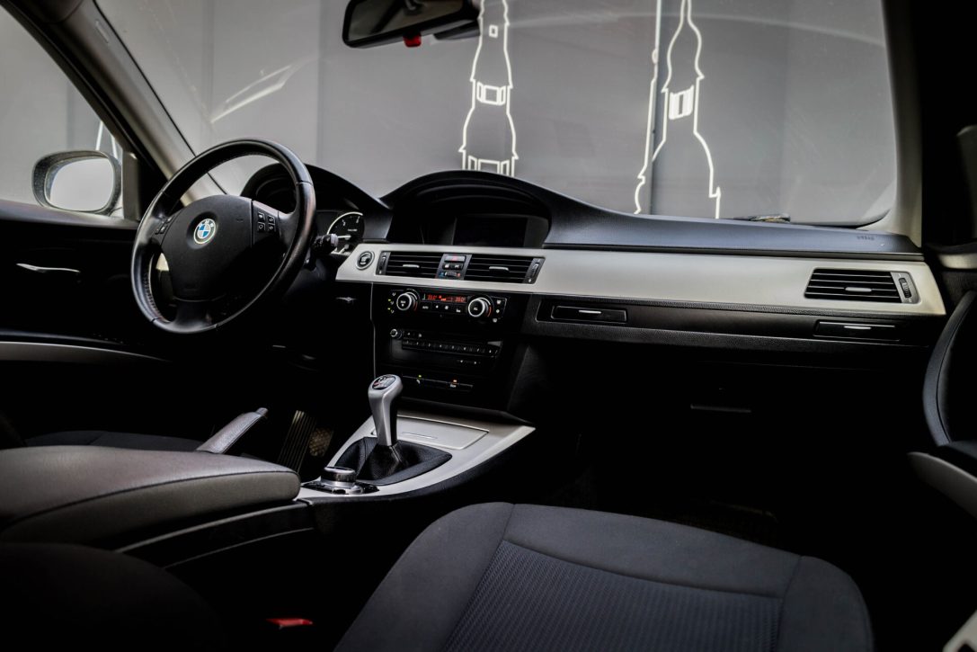BMW 320
