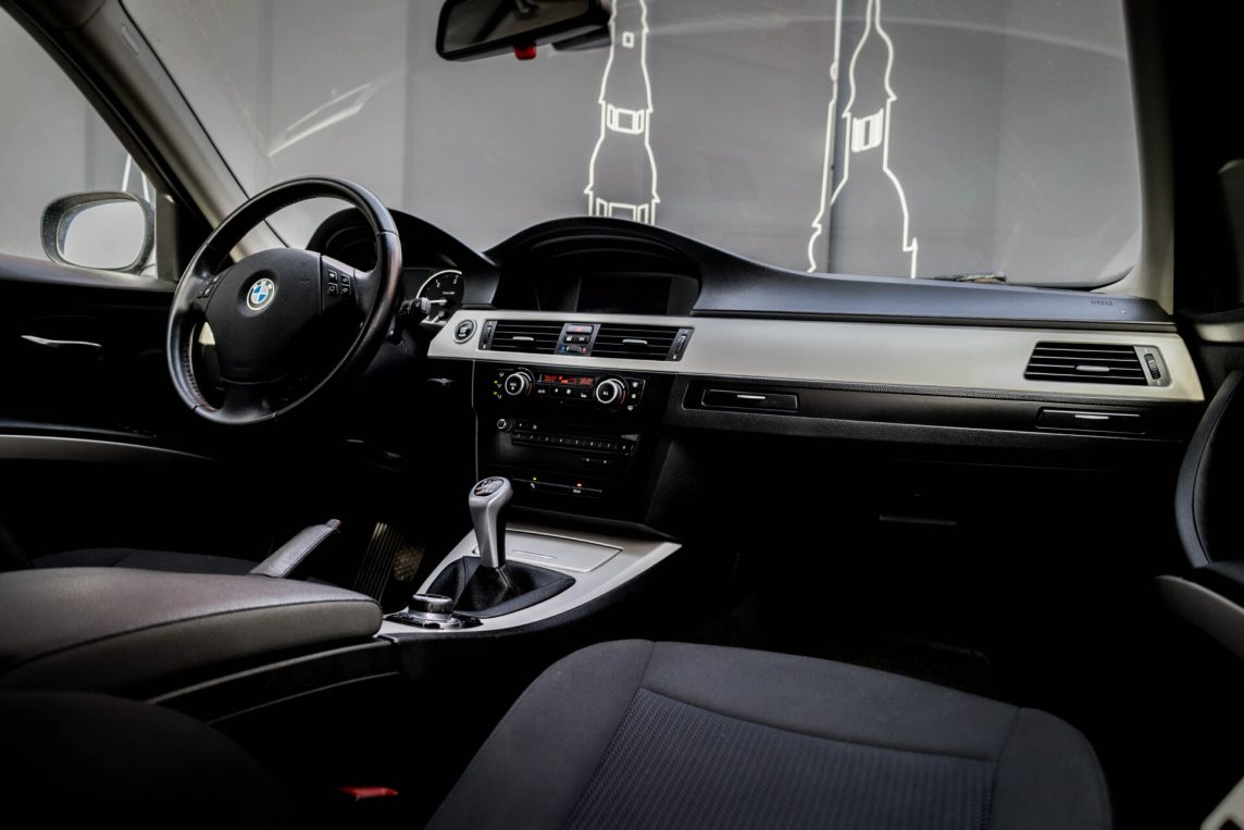 BMW 320