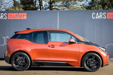 BMW I I3