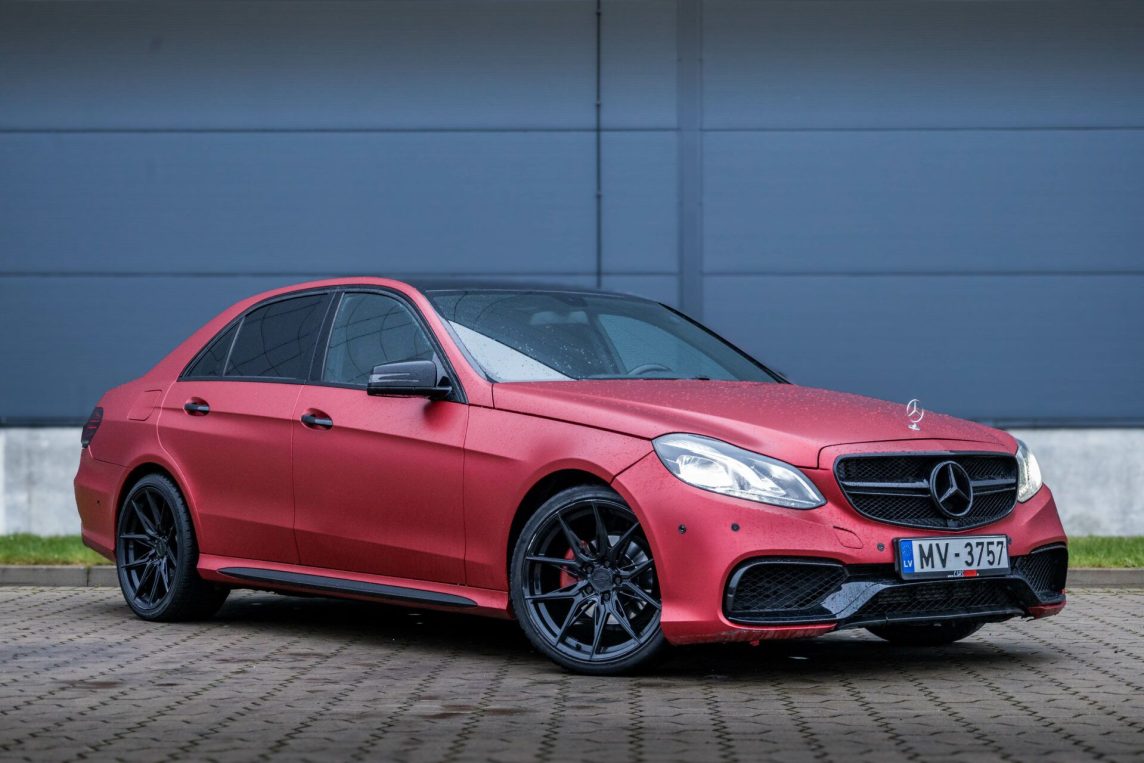 MERCEDES BENZ E200 CDI
