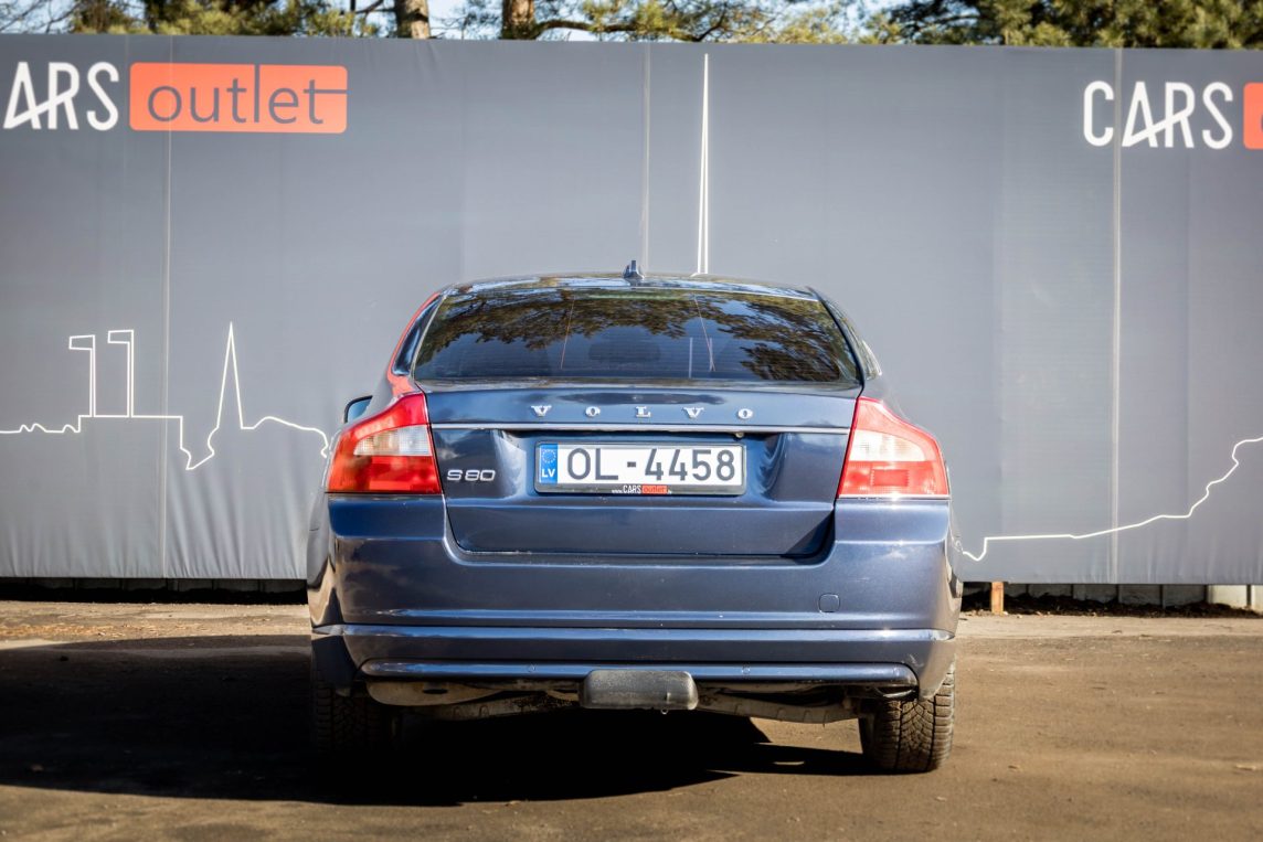 VOLVO S80