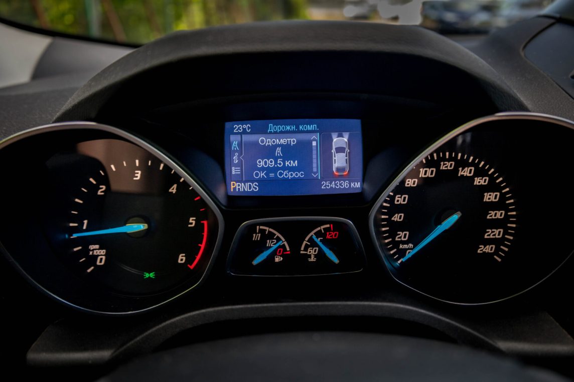 FORD KUGA