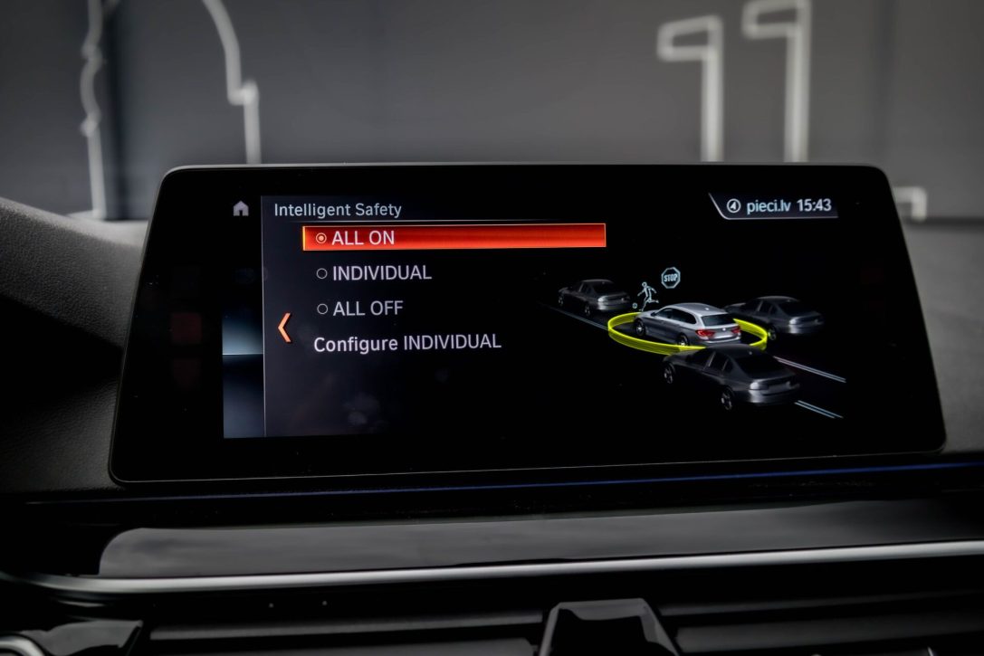 BMW 530I