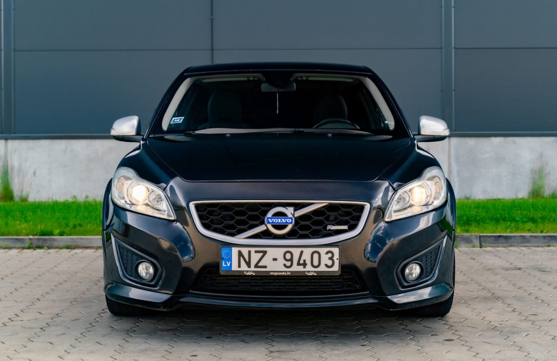 VOLVO C30
