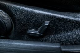 MERCEDES BENZ C320