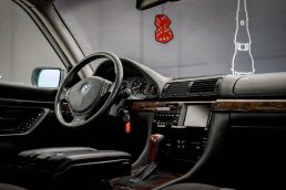 BMW 728