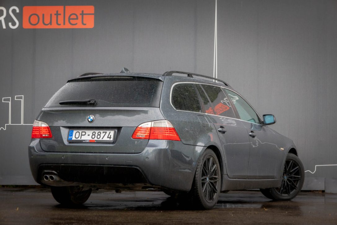 BMW 525