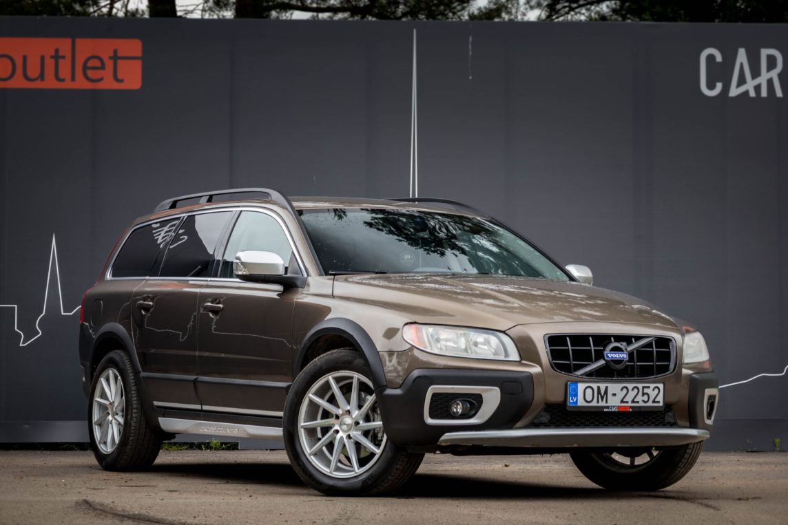 VOLVO XC70