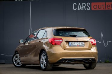 MERCEDES BENZ A180