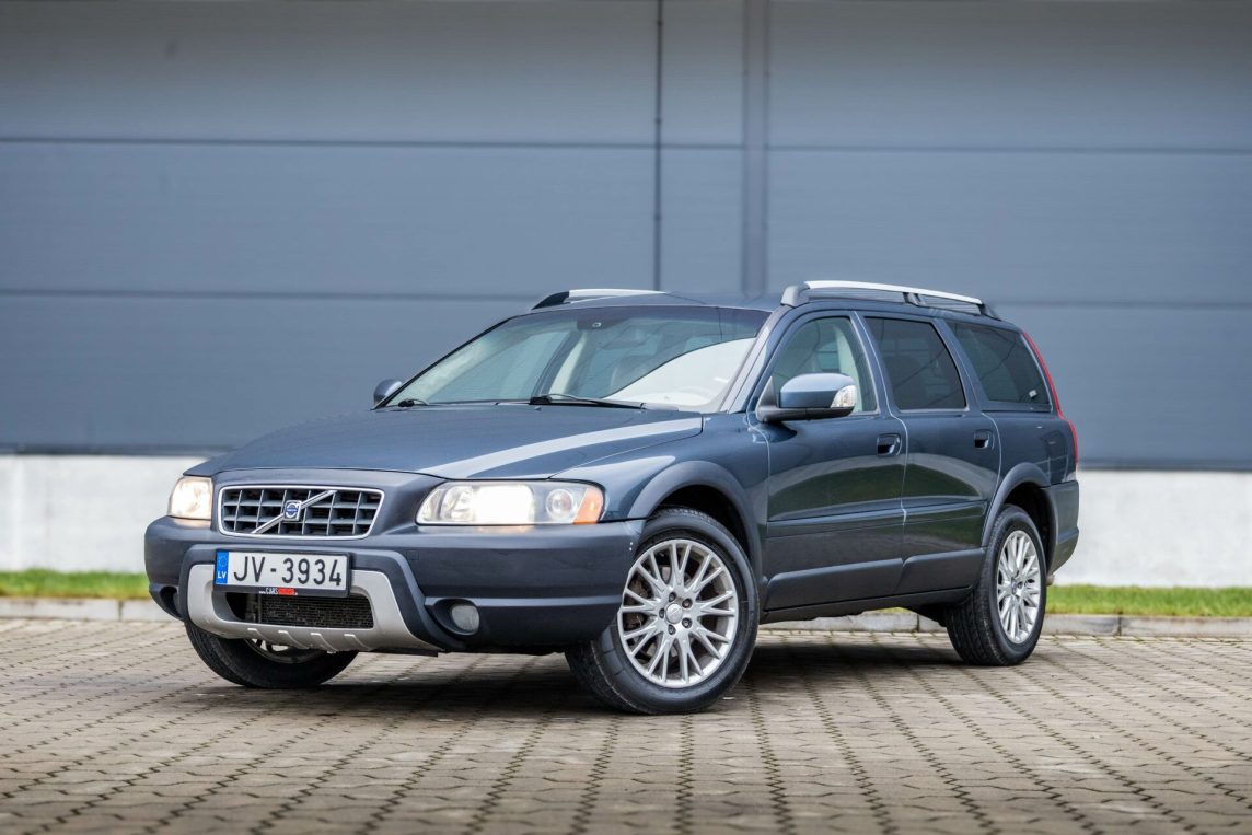 VOLVO XC70