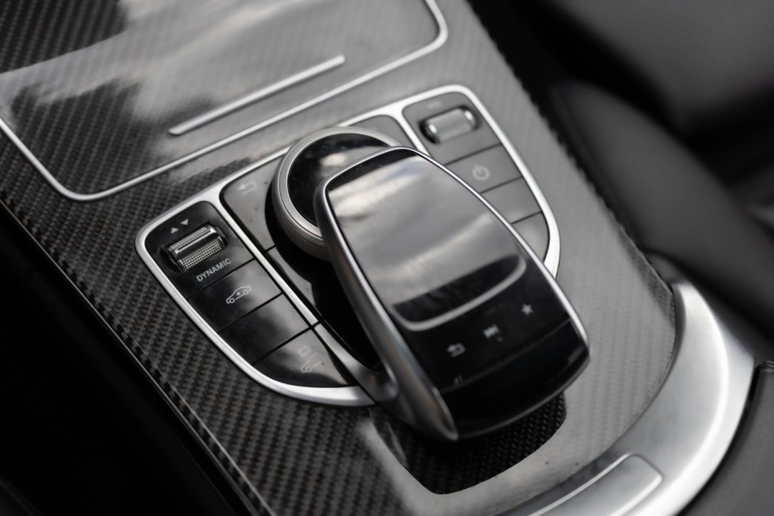 MERCEDES BENZ C350 E