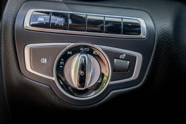 MERCEDES BENZ C 220 D
