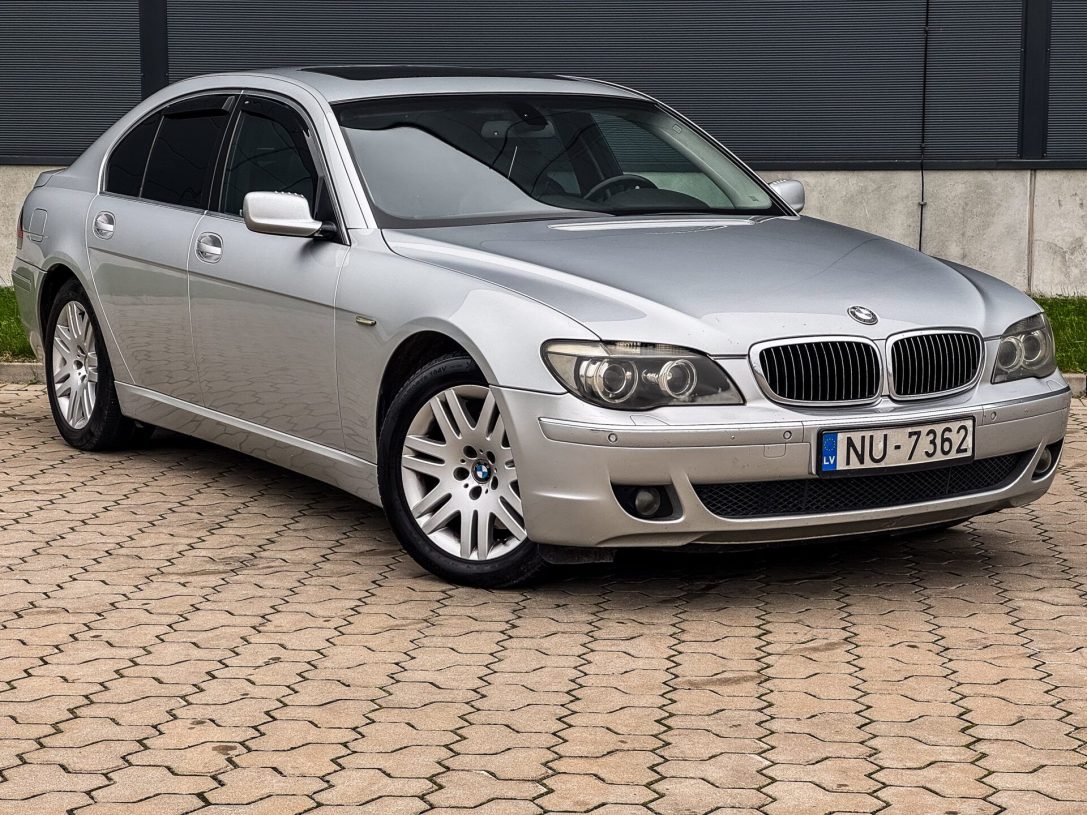 BMW 730