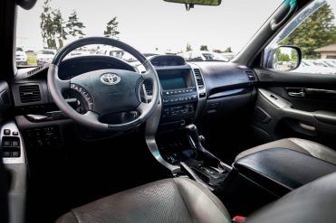 TOYOTA LAND CRUISER