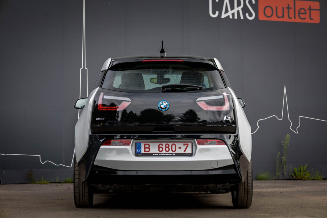 BMW I I3