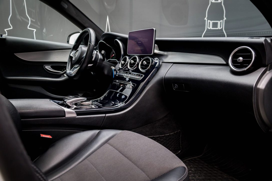 MERCEDES BENZ C250 BLUETEC 4MATIC