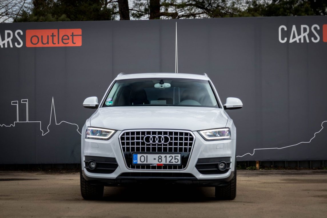 AUDI Q3
