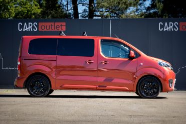 TOYOTA PROACE