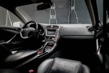 LEXUS IS 220