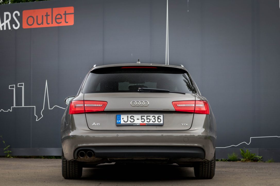 AUDI A6 AVANT