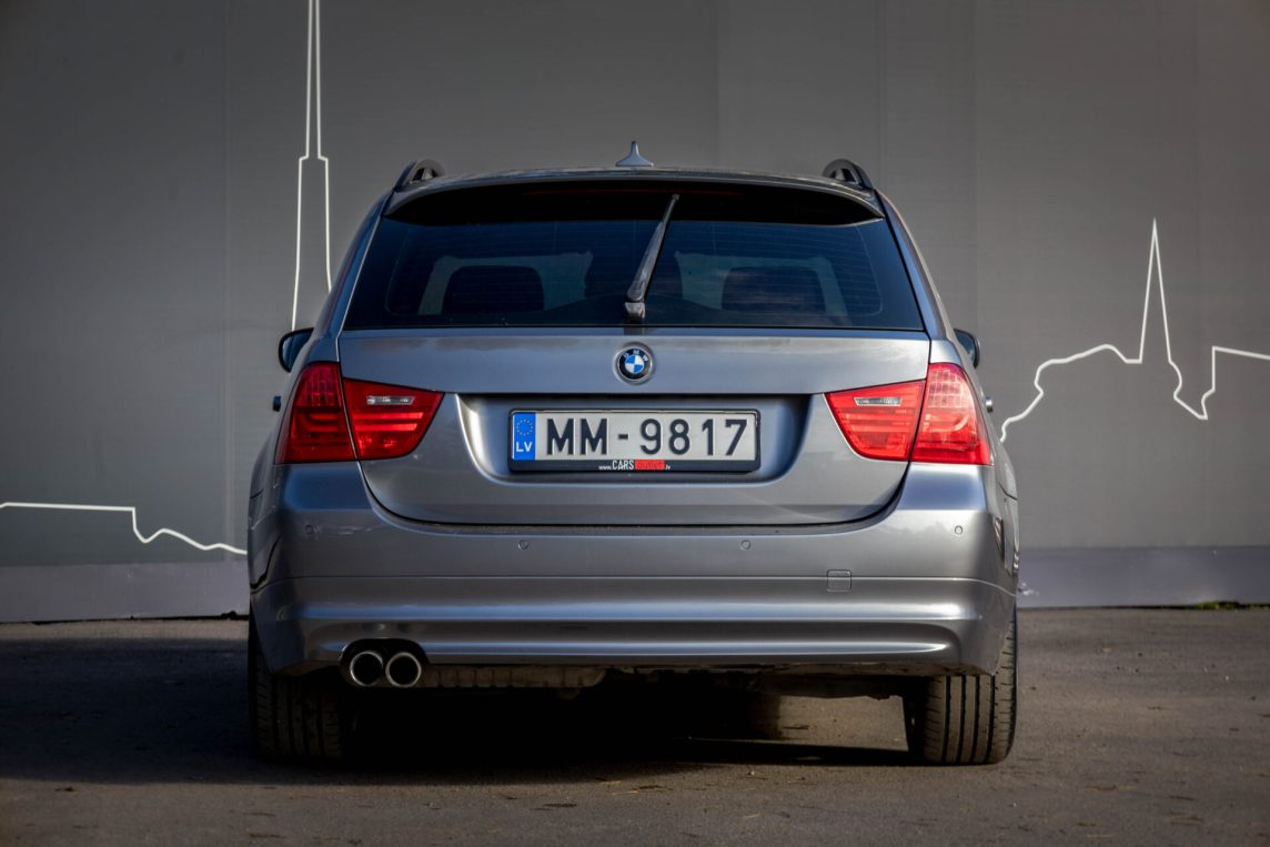 BMW 325