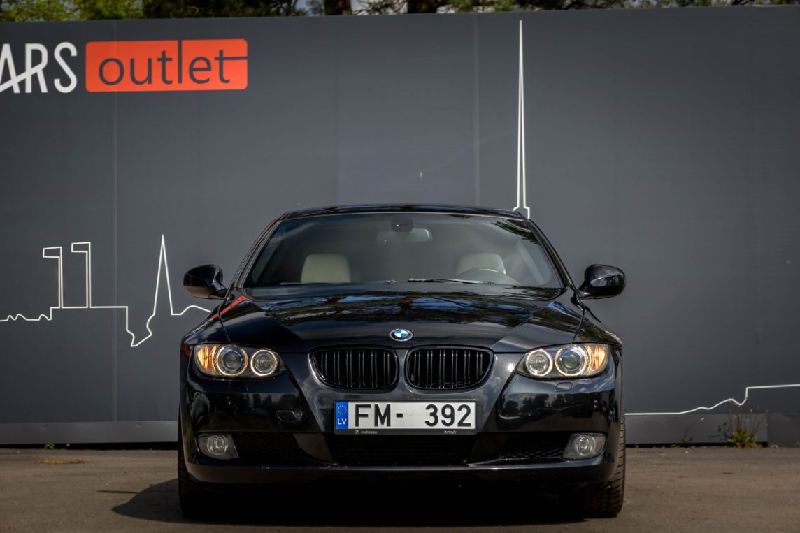 BMW 320