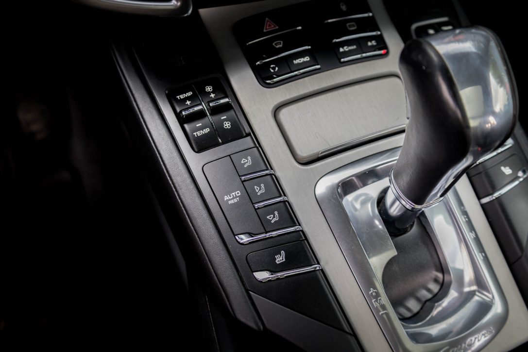 PORSCHE CAYENNE DIESEL