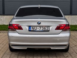 BMW 730