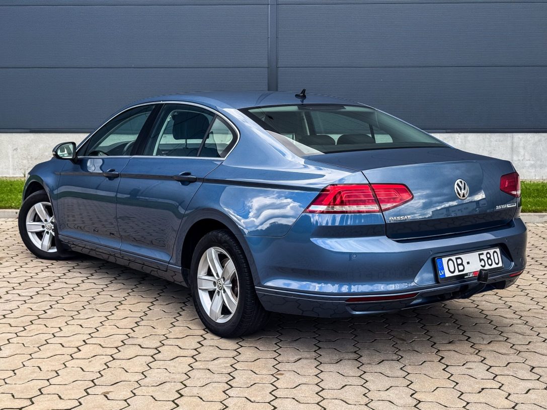 VW PASSAT