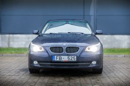 BMW 523