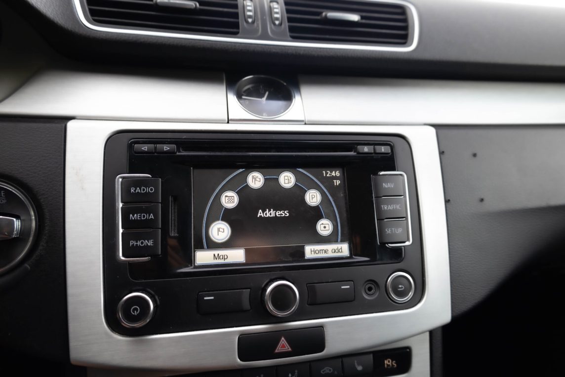 VW PASSAT