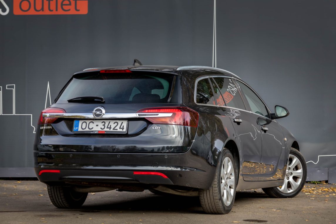 OPEL INSIGNIA SPORTS TOURER SW
