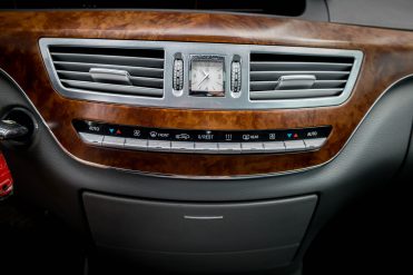 MERCEDES BENZ S320