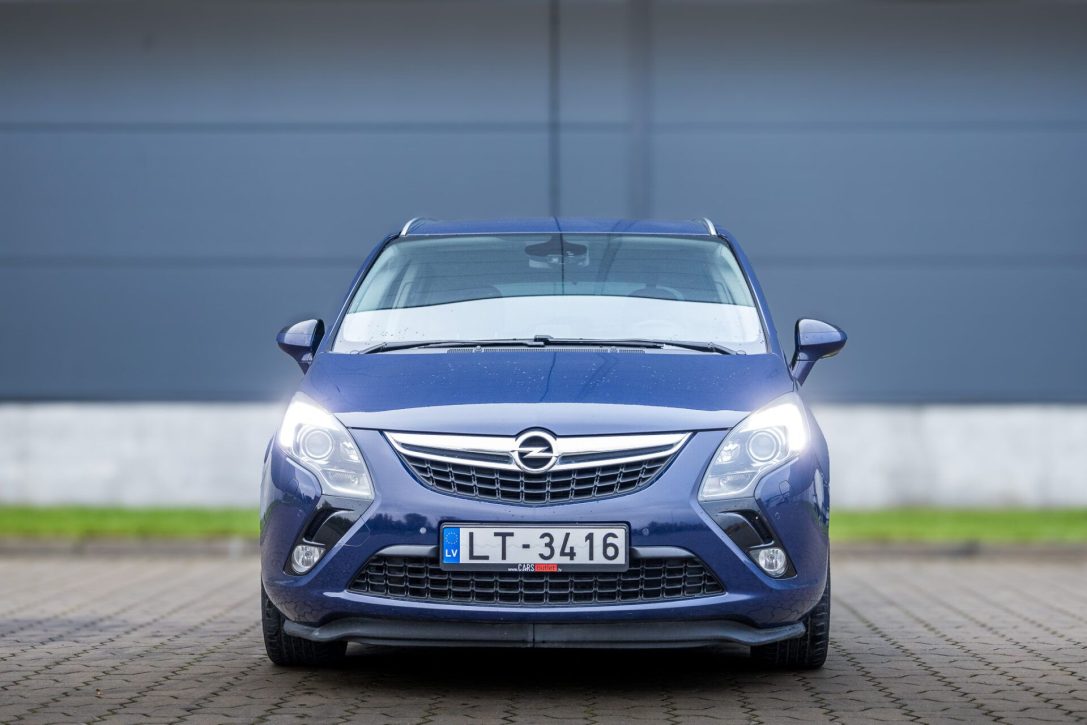 OPEL ZAFIRA TOURER