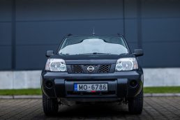 NISSAN X TRAIL