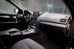 MERCEDES BENZ C320