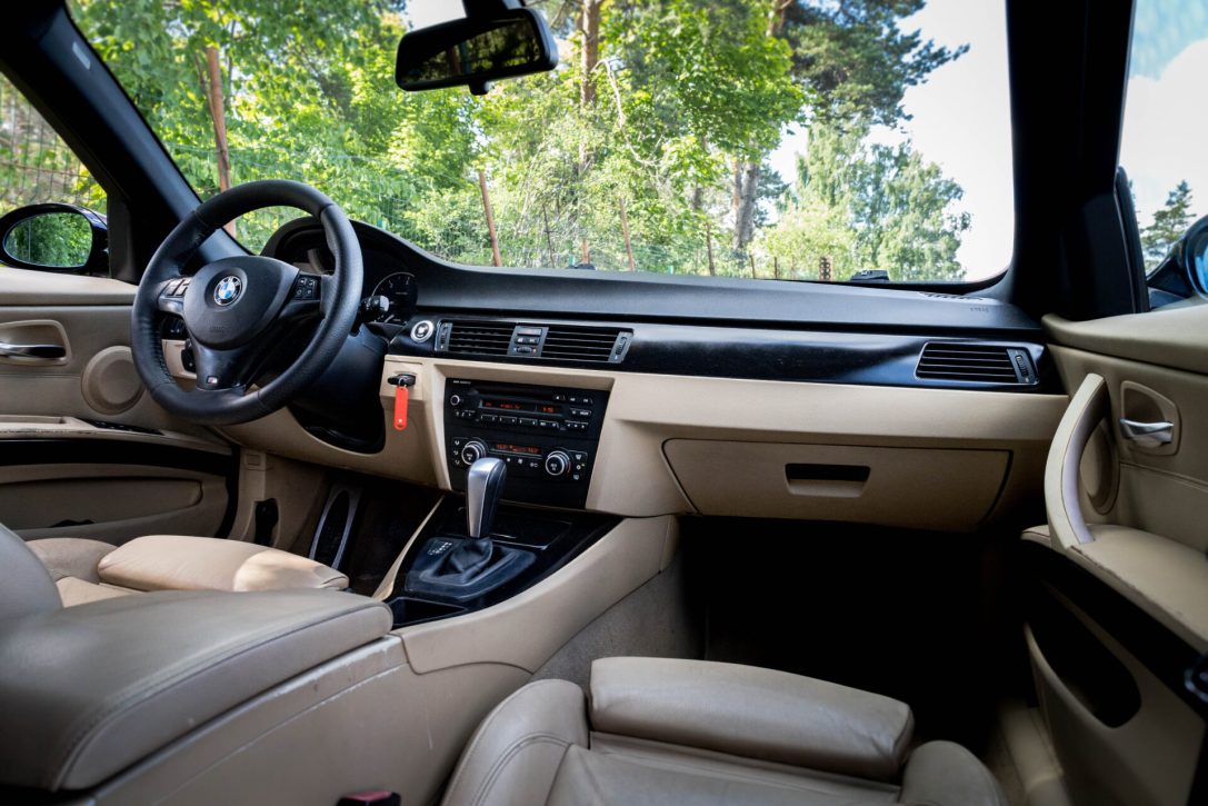 BMW 325
