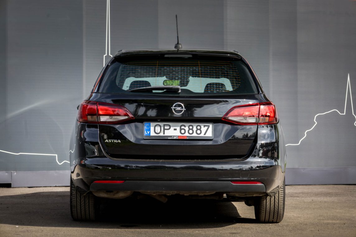 OPEL ASTRA SPORTS TOURER