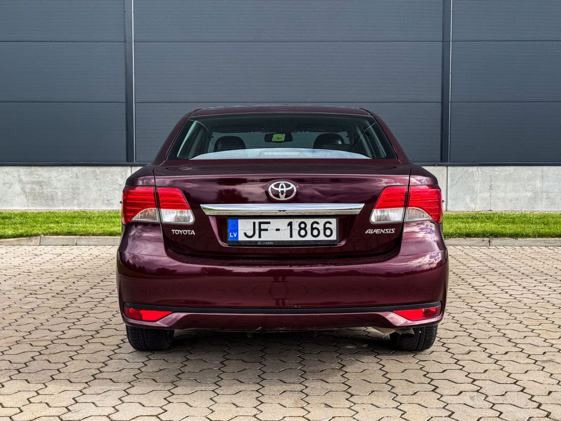 TOYOTA AVENSIS
