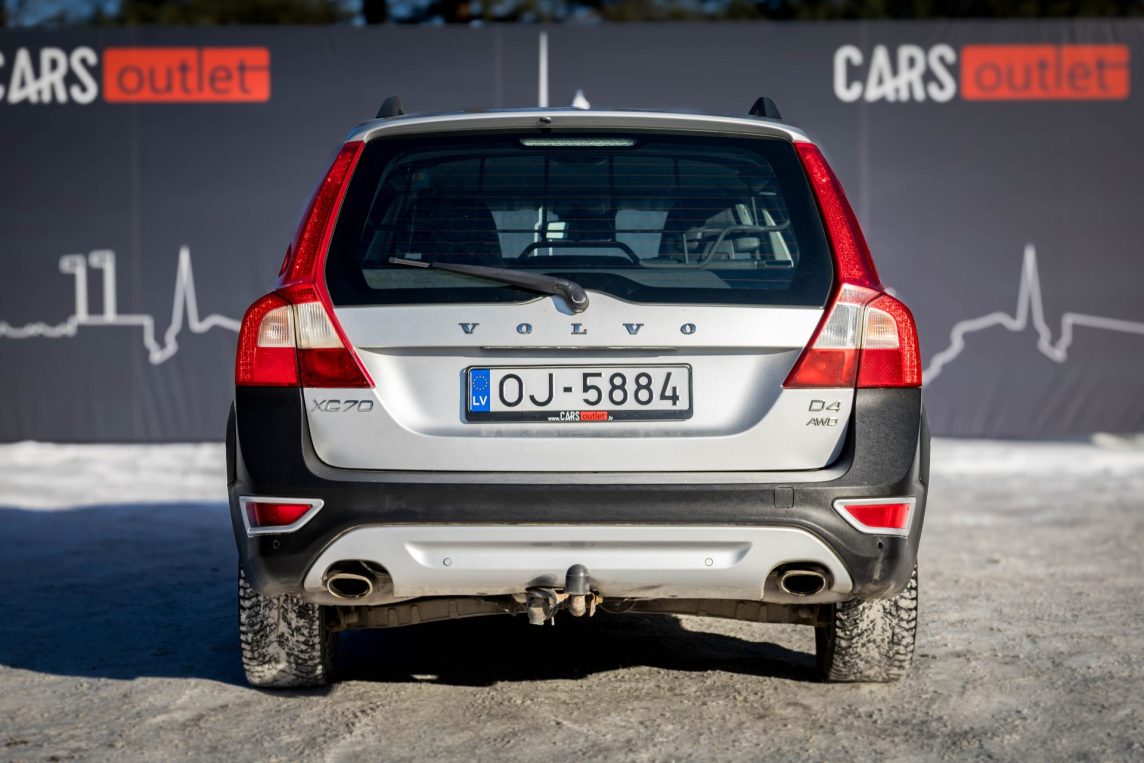 VOLVO XC70