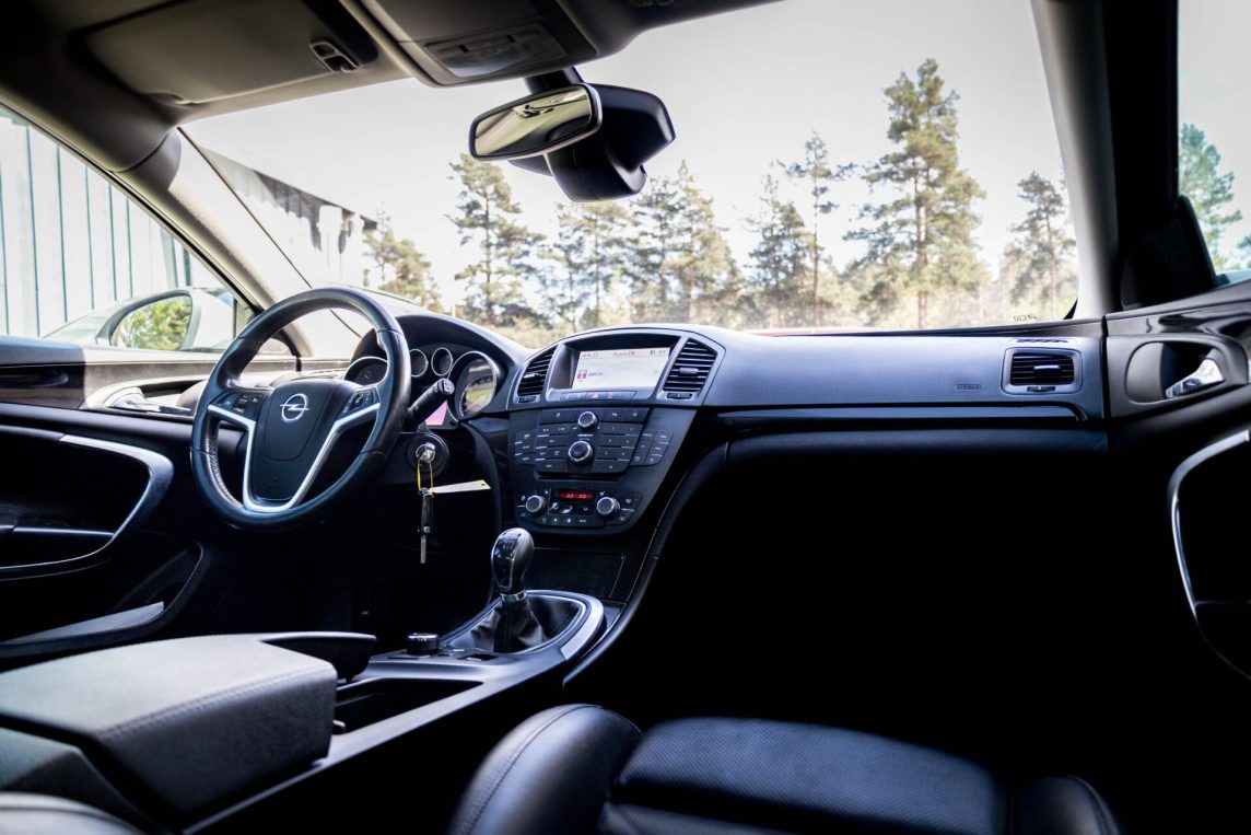 OPEL INSIGNIA